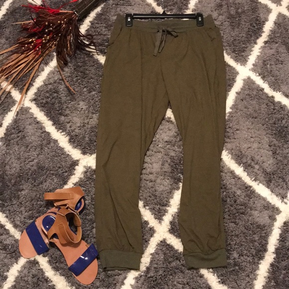 Hot Kiss Pants - ⭐️SALE⭐️Hot kiss jogger pants!